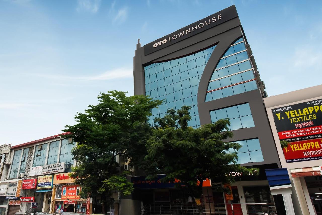 Oyo Townhouse 600 Gangothri Hotel Secundurabad Kültér fotó